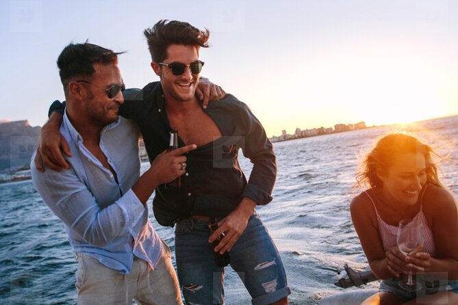 Open Bar Sunset Cruise in Catamaran or Speedboat (Best Deal) - Choosing between the speedboat and catamaran