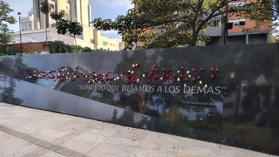 Pablo and the drug trafficking world - Starting in Laureles or El Poblado