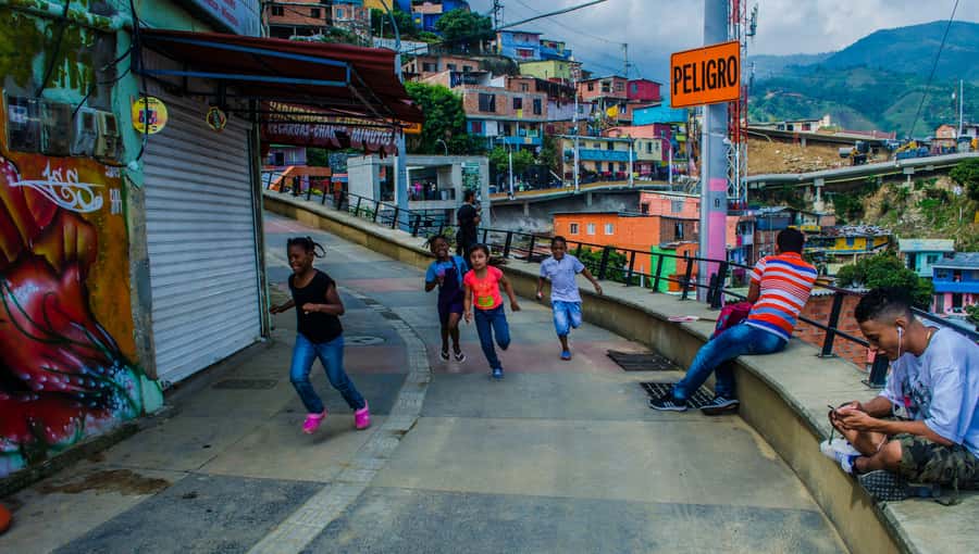 pablo, comuna 13 & cable car express tour - Why this Medellín tour feels different