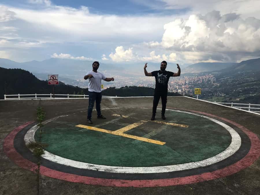 pablo, comuna 13 & cable car express tour - What the four-hour schedule means for you