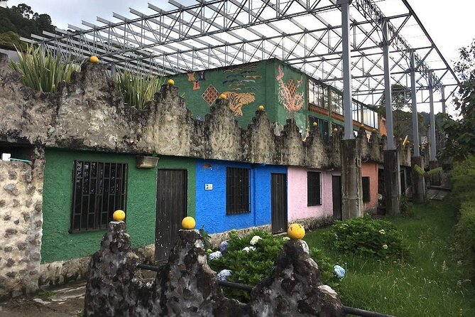 Pablo Escobar Private Tour : Violent Times and The New Medellin - Key points to know before booking