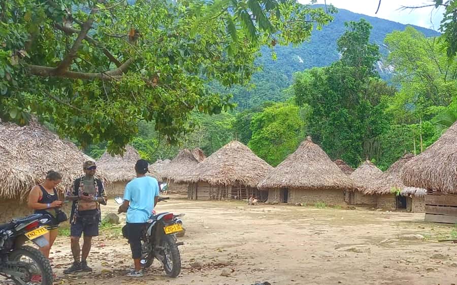 Palomino: Private Tour to Tungueka Indigenous Village - Cooling off in Río Ancho