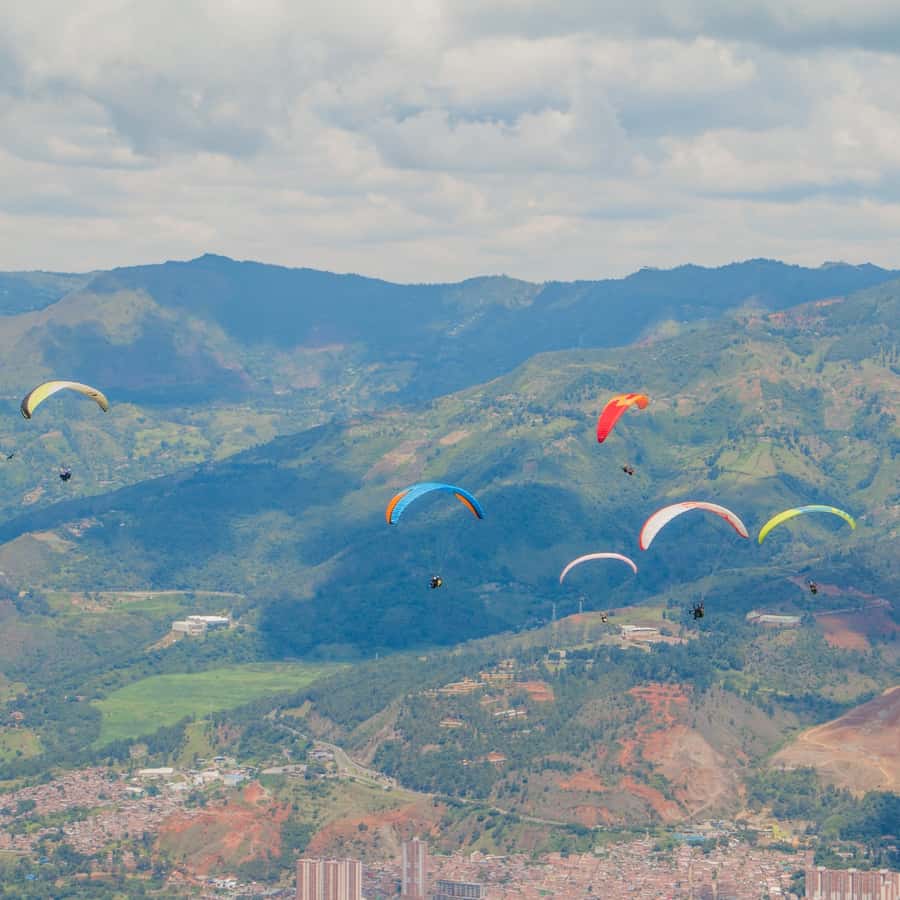 Paraglide over beautiful Medellin - Who should book this outing?