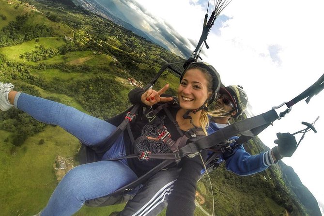 Paragliding in Medellin Includes GoPro and Pick up & Drop off - The first minutes feel bigger than the rest