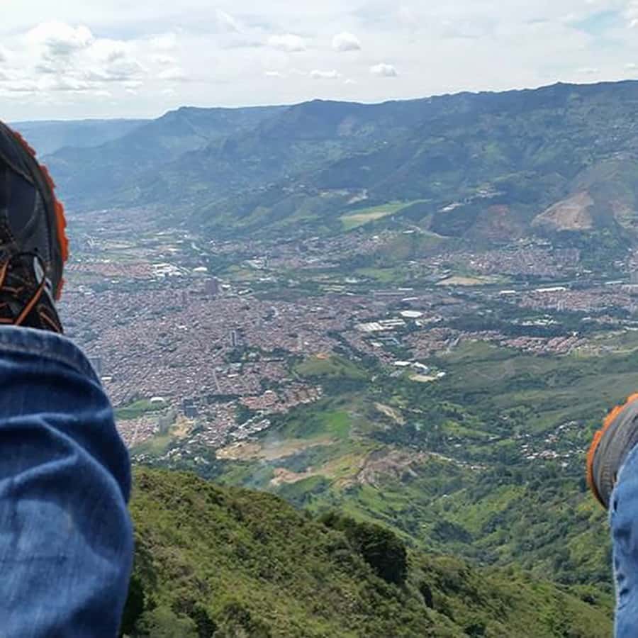 Paragliding the Andes from Medellín - Arriving at the San Felix launch area