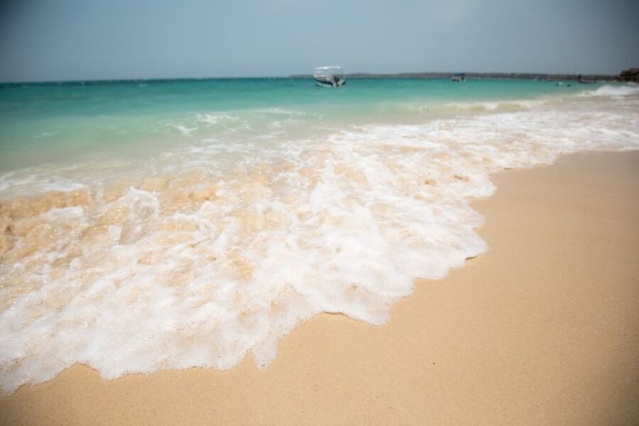 Playa Blanca Full-Day Trip from Cartagena - The drive through Manga, Bosque, and Mamonal