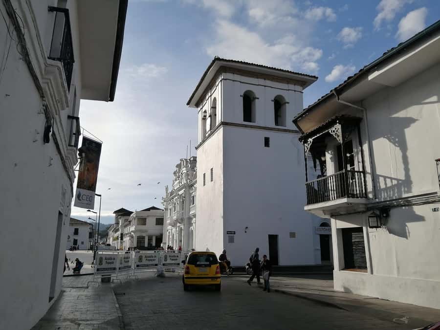 Popayán: Gastronomic Wonders and City Tour - Who should book this Popayán tour?