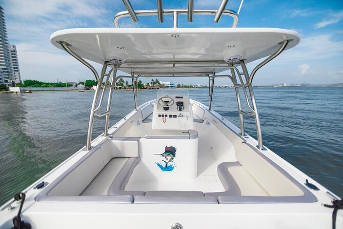 Private Boat Rental To The Rosario Islands Up To 17 - La Piscinita snorkeling stop