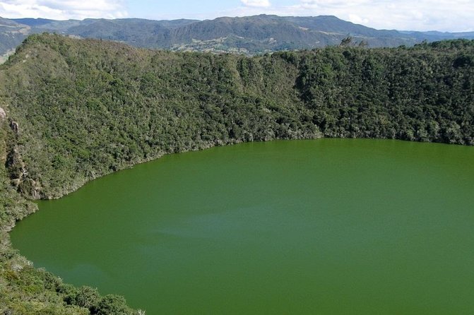 Private Zipaquira Salt Cathedral and Guatavita Lagoon Tour from Bogota - Lunch with Colombian specialties