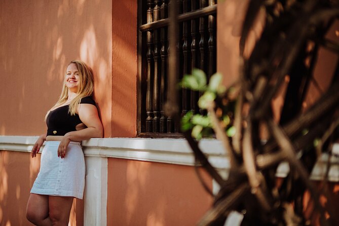 professional photographer Cartagena de Indias - Why a Cartagena Photoshoot Works Better Than a Selfie Stick