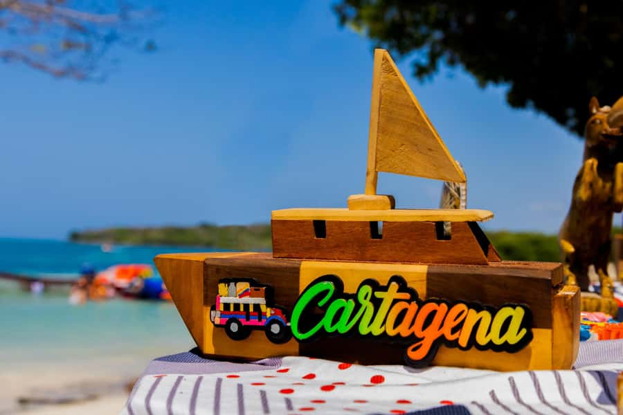 Rosario Islands -Barú : Agua Azul Beach, with lunch - A guide can make or break the outing