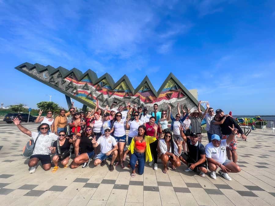 Salida de Cartagena: City Tour a Barranquilla & Santa Marta - Music, football, and local identity in Barranquilla
