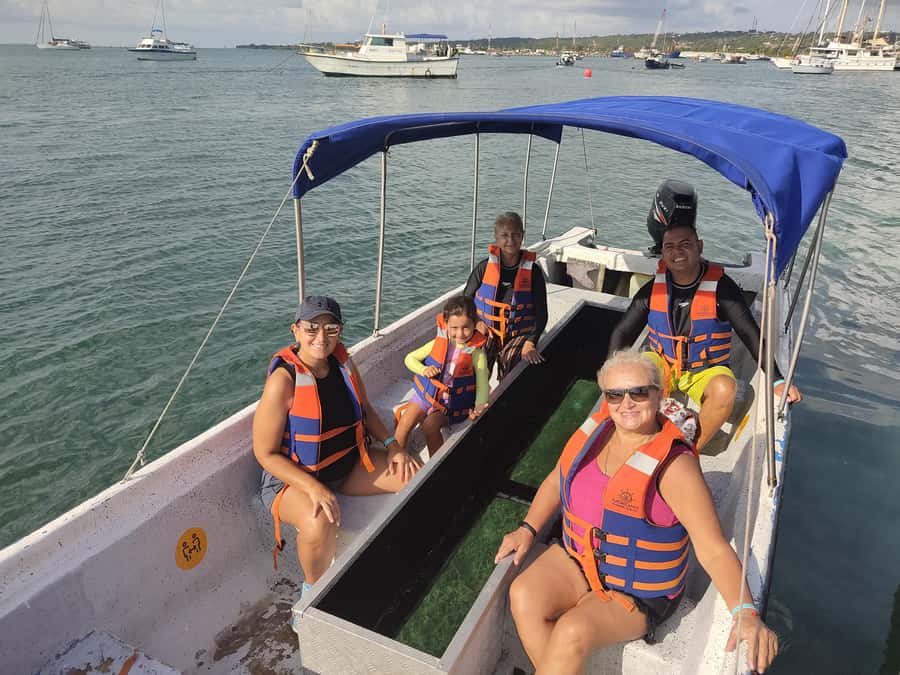 San Andres: Acuario Key Premium Tour - The boat ride to the natural Aquarium