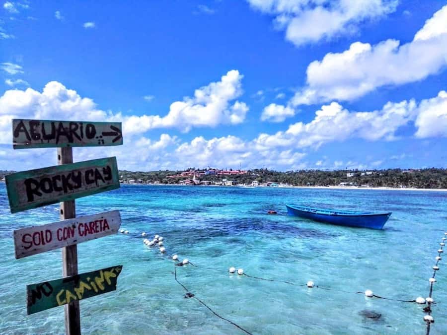 SAN ANDRES: BOAT TRANSFER + JOHNNY CAY - The 15-minute speedboat crossing