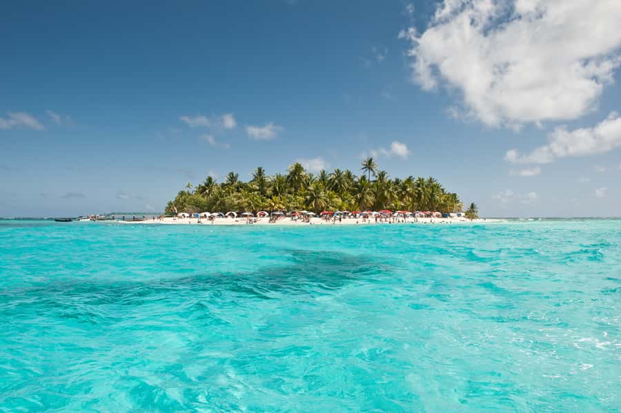 San Andrés: Guided Cays and Mangroves Tour - Setting out from the Casa de la Cultura dock
