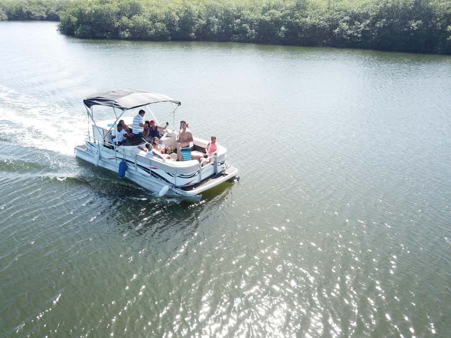 San Andrés: Island Pontoon Boat Tour - What this San Andrés boat day is really like