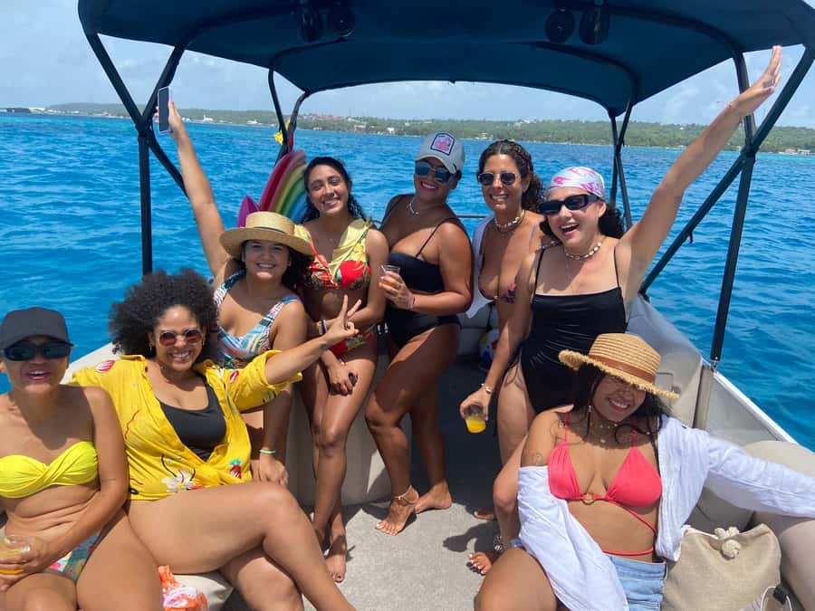 San Andres: Private Boat Trip with Aquarium and Beach Stops - Key points to know before booking