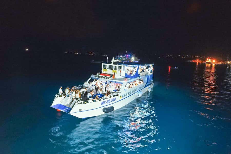 San Andres: White Party on boat with open bar, dinner and dancers! - The DJ, dancers, and White Night theme