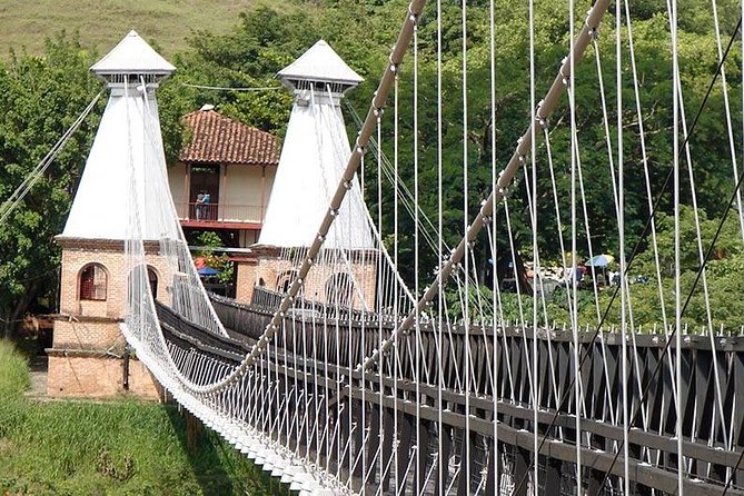 Santa Fe de Antioquia Tour with Western Bridge Visit - Santa Bárbara Church and its small plaza