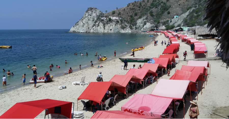 Santa Marta: Museum of the Sea and Playa Blanca Beach Tour - The boat transfer to Playa Blanca