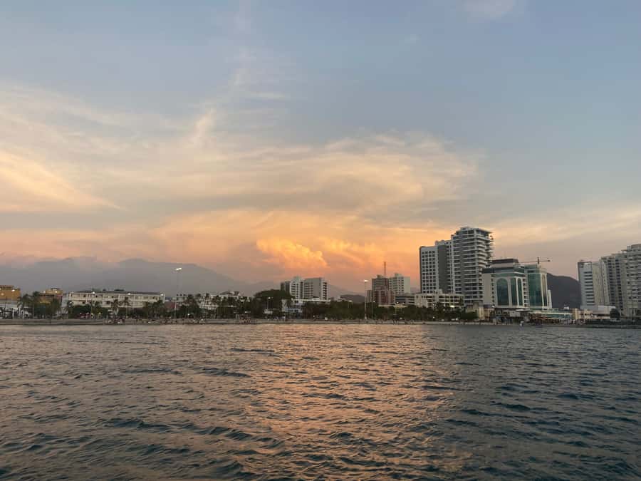 Santa Marta: Sunset Cruise Around the Bay - What this Santa Marta sunset cruise is really like
