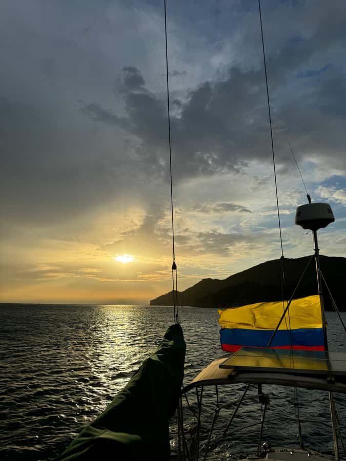 Santa Marta: Sunset Cruise Around the Bay - Who should book this cruise?