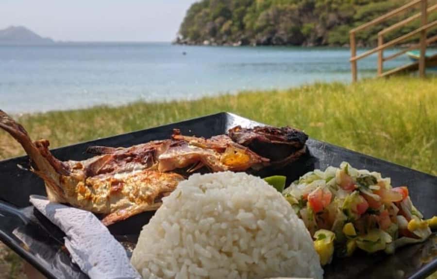 SANTA MARTA: Tour to Playa Inca Inca with Lunch - Six hours of swimming, sun, and free time
