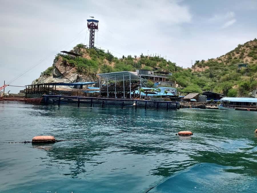 SANTAMARTA: TOUR Combo boat taxi, aquarium, lunch, and white sand beach - Key points to know before booking