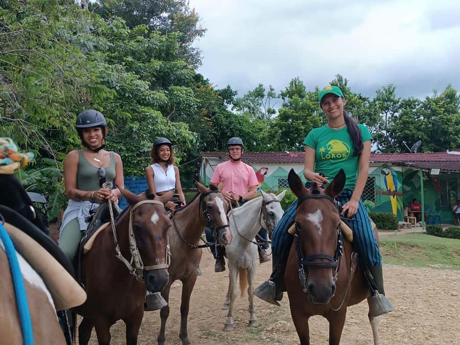 Scenic Horseback Ride in Tropical Mountain Reserve - Breakfast by the lake starts the day at an easy pace