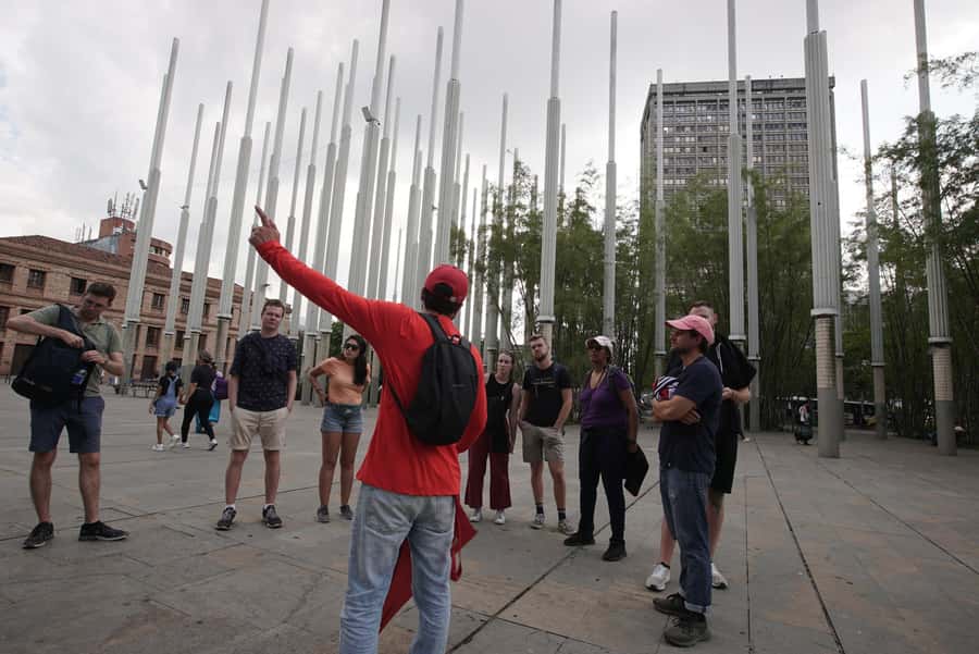 Shared Medellín Downtown Tour with Wireless Audio - Why this downtown walk works as a first look at Medellín
