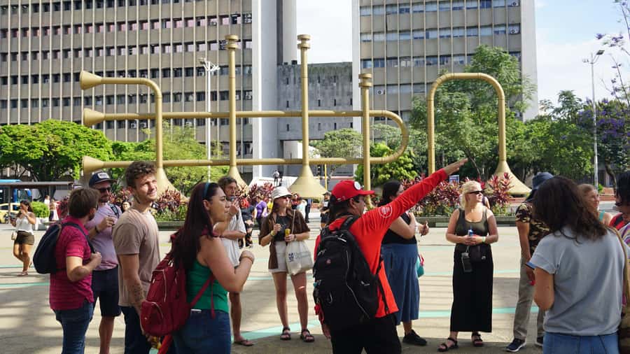Shared Tour Cali's Salsa, Graffiti & Resistance Experience - Why this Cali tour is different from a basic salsa walk