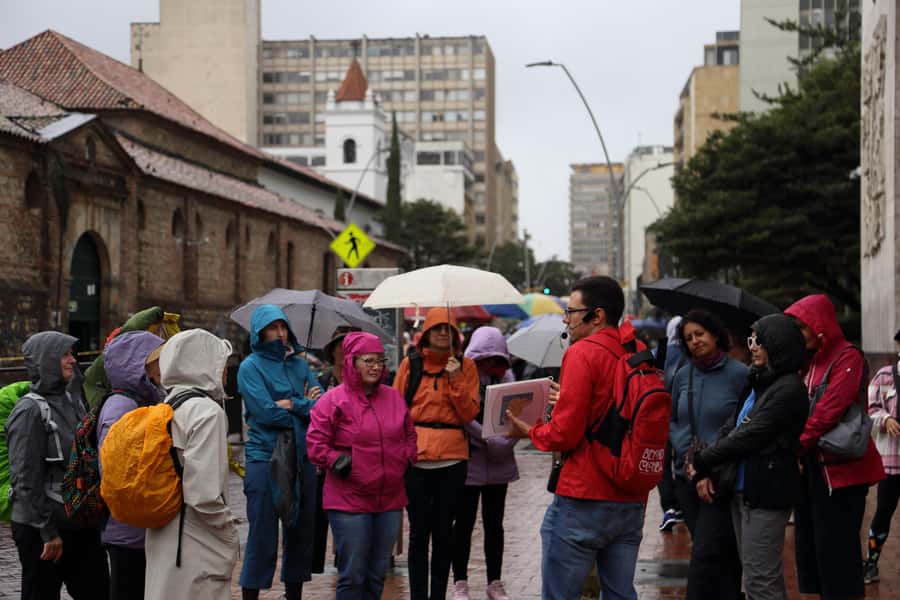Shared Tour Colombian Conflict War, Drug Trafficking & Peace - Who should book this Bogotá walk