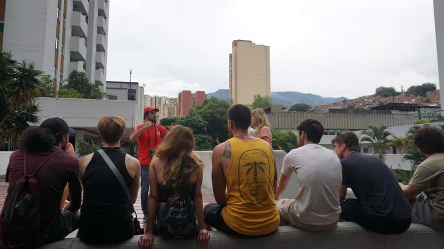 Shared Tour Medellin's Violence & Post-conflict after Pablo - From cartel-era conditions to an urban war