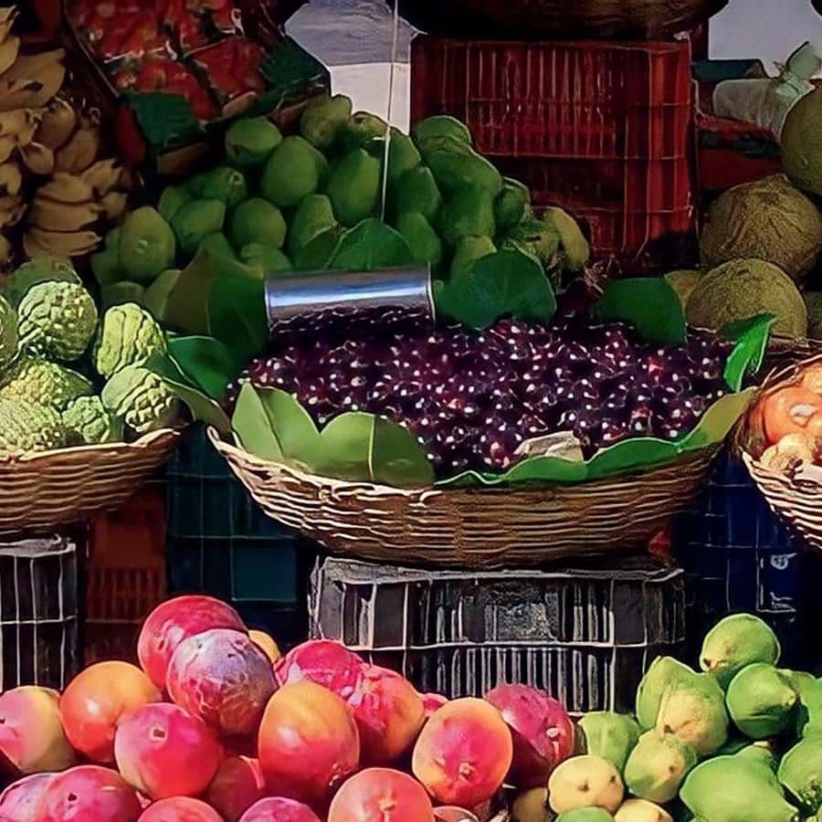 Shared Tour of Colombian Exotic Fruit at Paloquemao Market - What to eat before you arrive