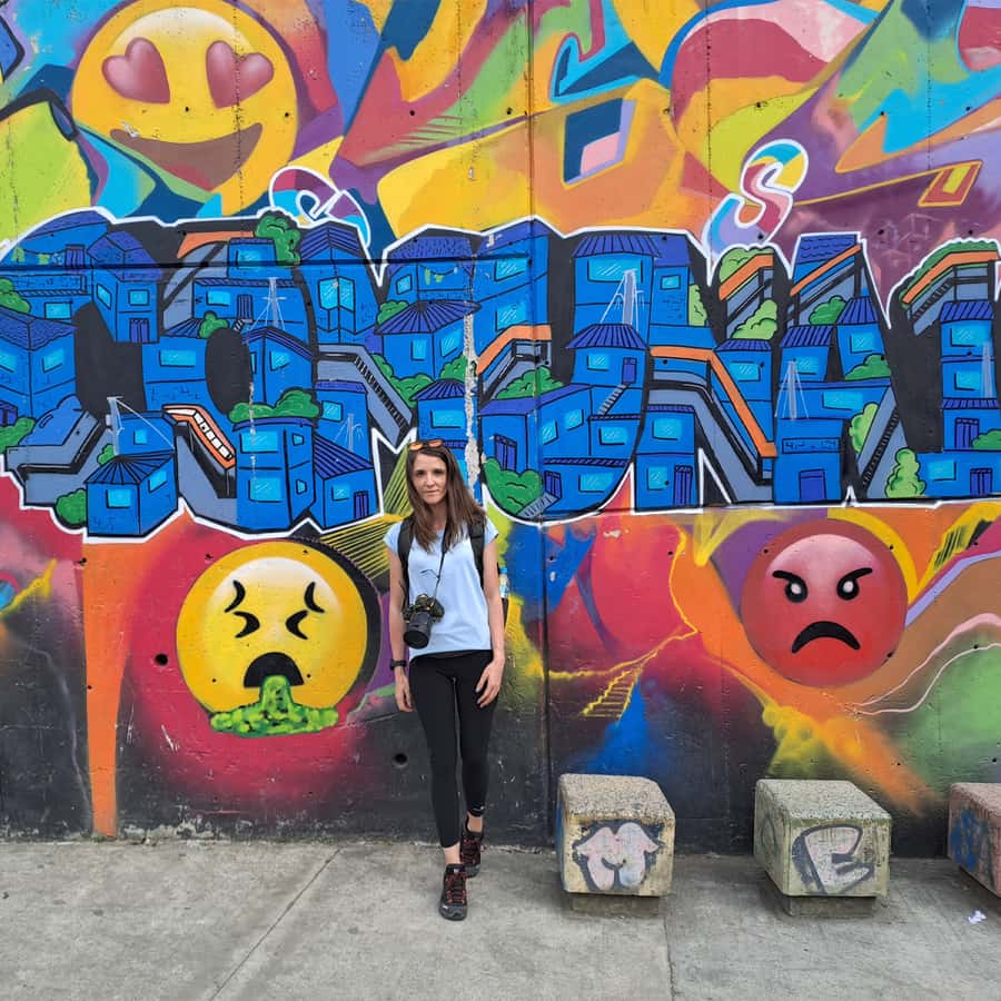 Shared Tour to Comuna 13 & Aurora Cable Car in Medellin - Key points at a glance