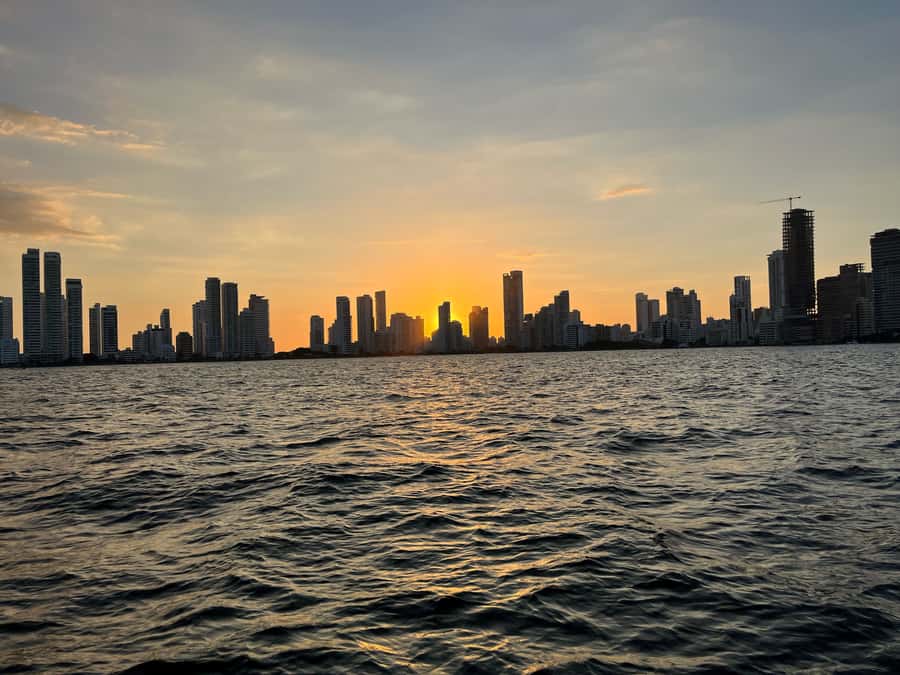 Sunset boat tour open bar and free club entrance Cartagena - Cartagena’s sunset, served with a side of rum