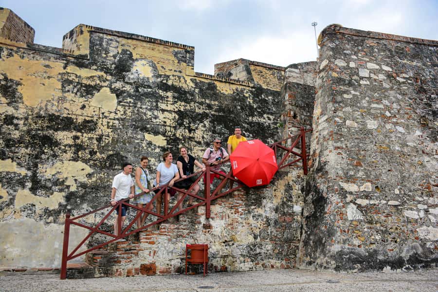 Tour Compartido al Castillo San Felipe de Barajas Cartagena - Who should book this Cartagena experience