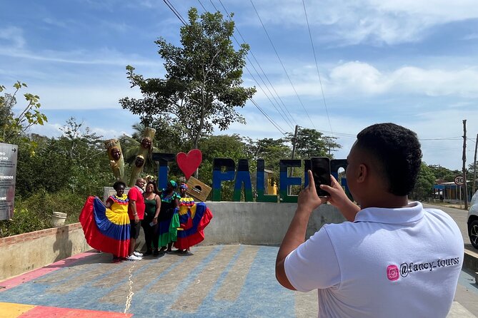 Tour cultural to san Basilio de Palenque from cartagena - Lunch at the central restaurant