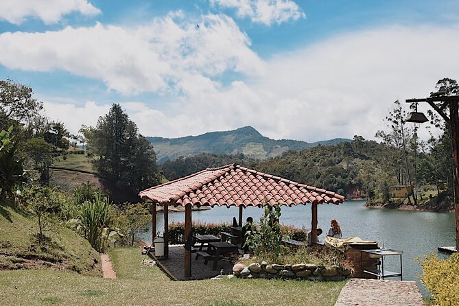 Tour Guatapé - Why Guatapé makes such a good day trip from Medellín
