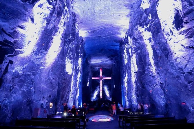 Tour of Zipaquirá: Visit the Salt Cathedral and the main squares - Private transport, traffic, and the six-hour schedule