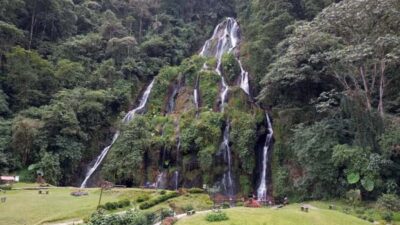 Tour Santa Rosa hot springs from Pereira, Armenia or Salento