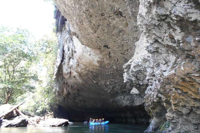 Tour to Río Claro and La Caverna del Cóndor - A guide, medical assistance, and group size