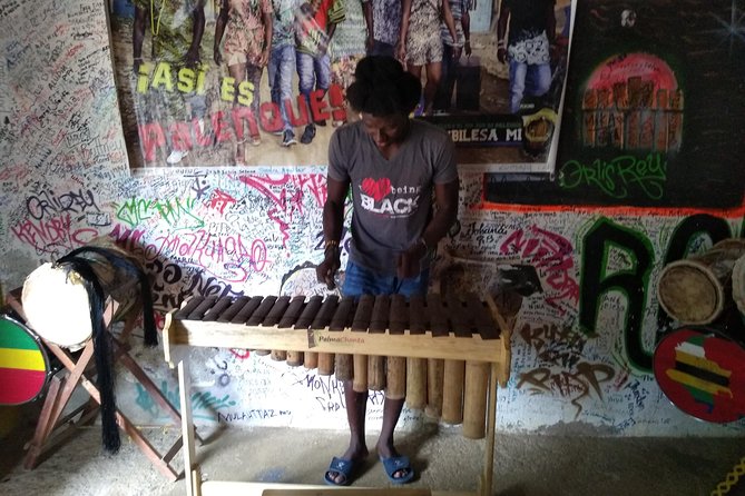 Tour to San Basilio de Palenque - African village - The 8 a.m. Ride from Cartagena