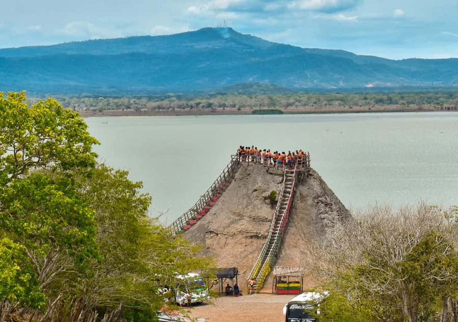 Volcan del Totumo + Playa + Piscina - The 45-minute return to Cartagena