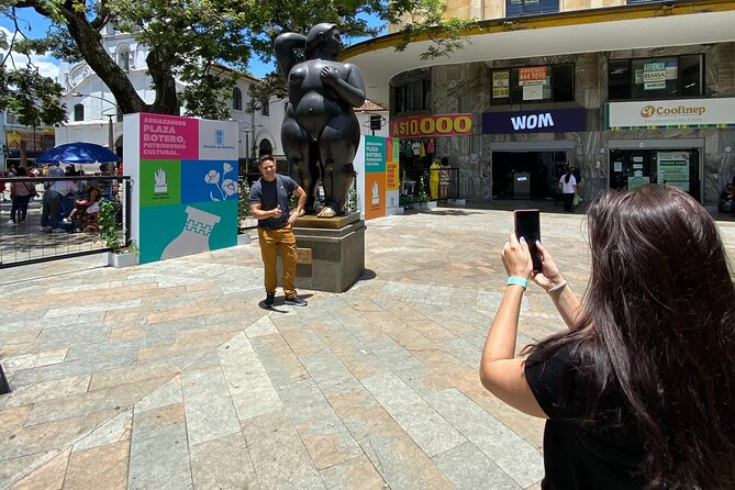 Walking tour downtown Medellín - The Palace of Culture Rafael Uribe Uribe