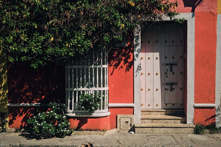 Walled City, Getsemani San Felipe Castle Cartagena City Tour - Heat, walking, and what to pack