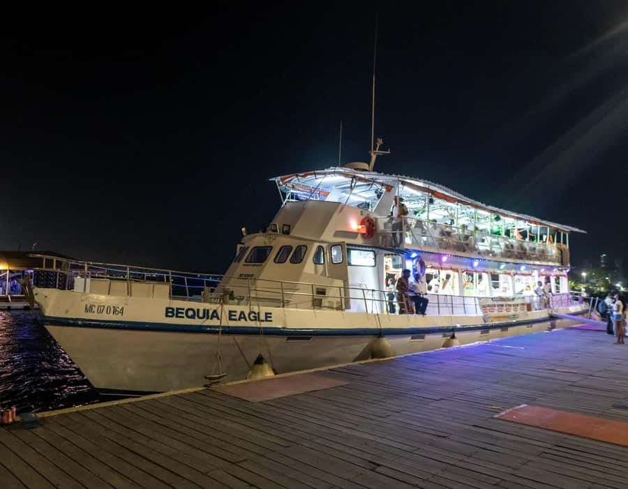 White Night Boat Party: Dinner Buffet, Dancing and Open Bar - Starting the evening at Muelle de la Bodeguita
