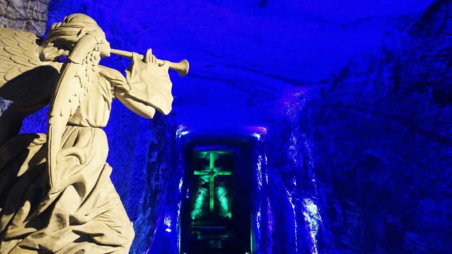 Zipaquirá: Private Salt Cathedral Mine and Walking Tour - Key points to know before you book