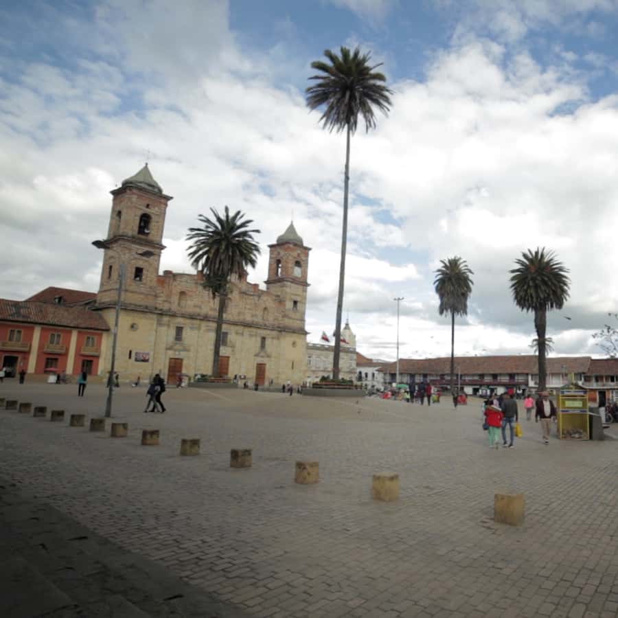 Zipaquirá: Salt Cathedral Group Tour with Pickup - The road north from Bogotá